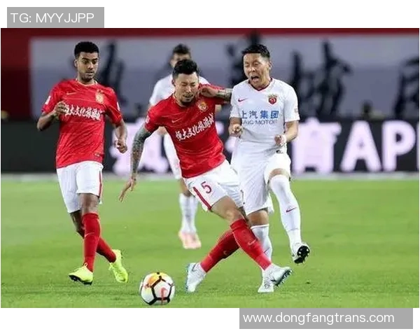 上港与恒大球迷激情对决球场内外的热血与情感交融