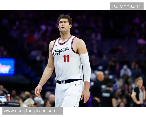 布鲁克洛佩斯：从NBA巨星到篮球战术的领军人物解析